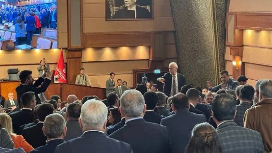 İBB, prim borçlarına karşılık 23 taşınmazı SGK'ye devredecek