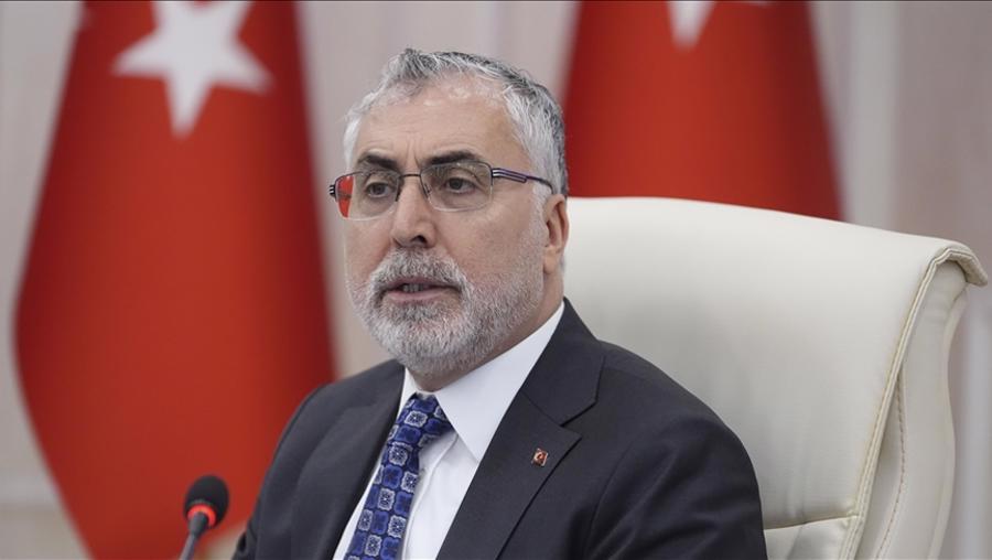 Bakan Işıkhan: Doğum İzinleri Artırılacak, İşçi-Memur Ayrımı Kaldırılacak