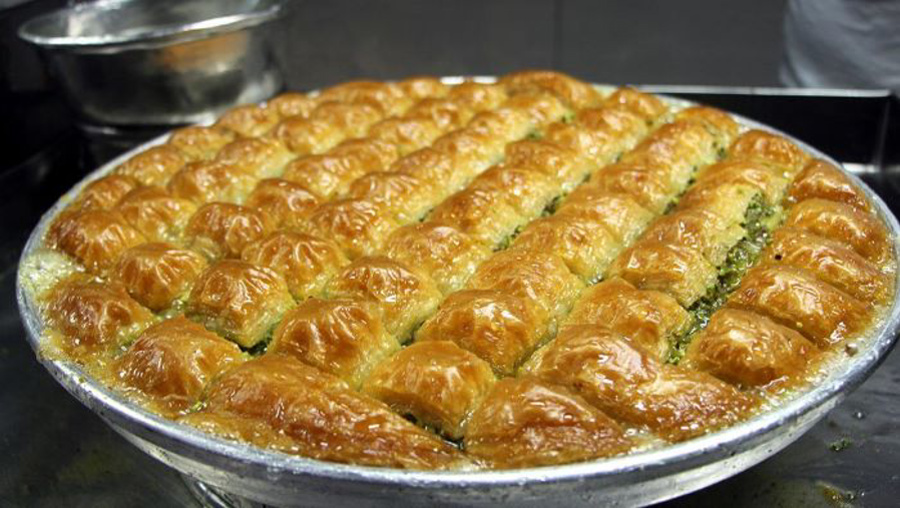 Baklava ve tatlı üreticileri ramazan ayı ve bayram boyunca fiyatları sabitledi