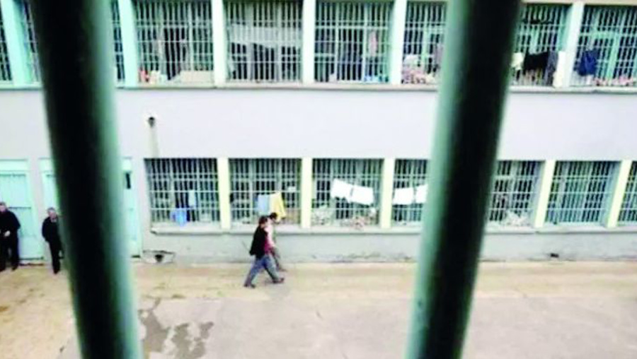 Çocuk suç işledi diye aileye ceza verilebilir mi?