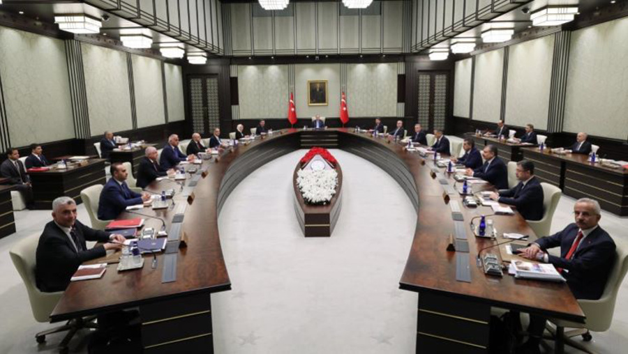 Kulis: Kabine ve üst düzey bürokraside kapsamlı değişiklik bekleniyor