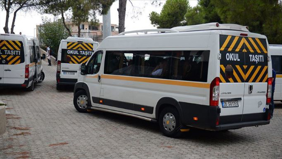 Servis araçlarında yaş krizi!