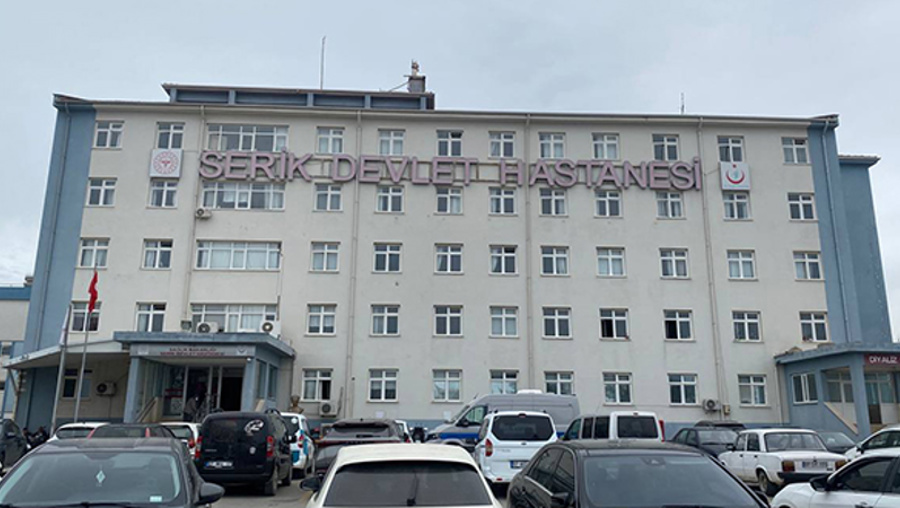 Doktor ve hemşireleri darbettikleri öne sürülen anne ve iki kızı gözaltında