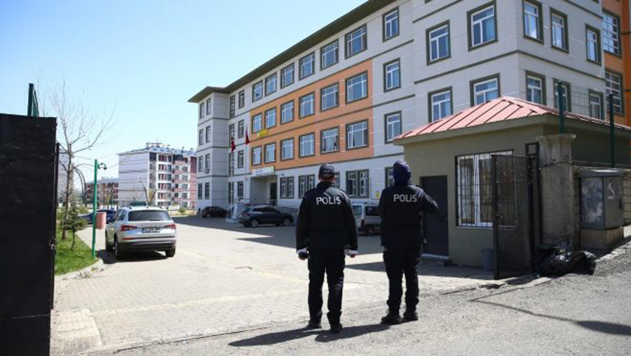 7 Bakanlıktan okullara ortak 'koruma kalkanı'