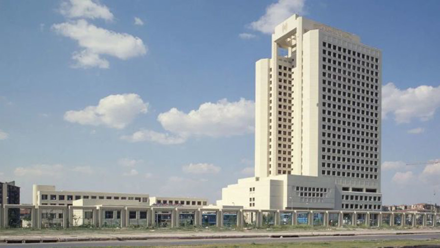 Eski Hazine Müsteşarlığı binası yıkılıyor