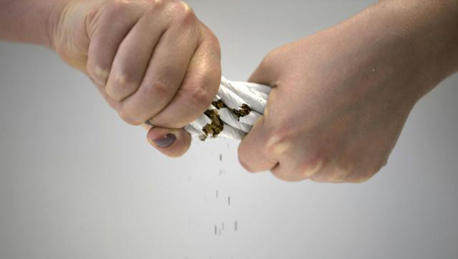 Yeşilay Bilim Kurulu Üyesi: Sigara kullanan her iki kişiden biri ölüyor