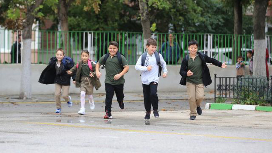 Okullarda serbest kıyafet neden kaldırıldı?