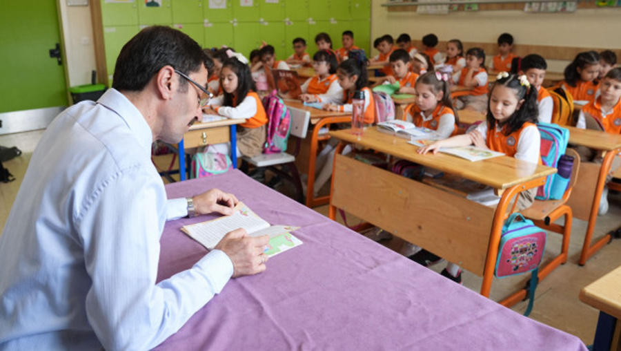 Talip Geylan: Norm kadro açığı 55 ilde 80 bin 449.