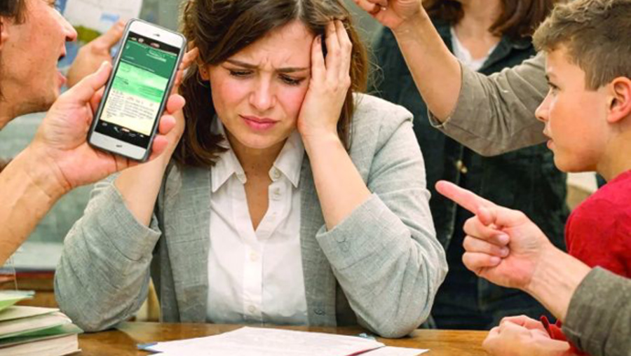 Okullarda otorite el değiştirdi! Veliler her şeye karışır oldu