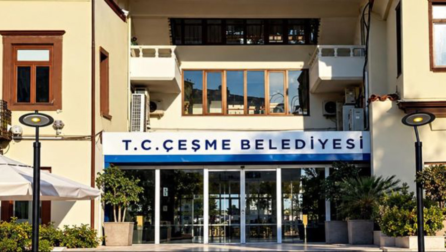 Çeşme Belediyesi'ne rüşvet ve örgütlü suç operasyonu
