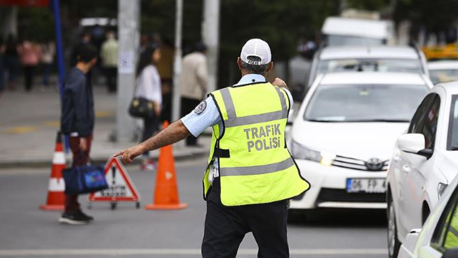 Polise el sallayıp kaçan sürücüye 400 bin TL’lik rekor ceza