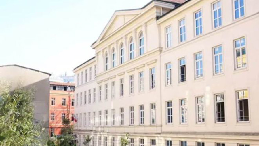 Özel İtalyan Lisesi Müdürü istenmeyen kişi ilan edildi