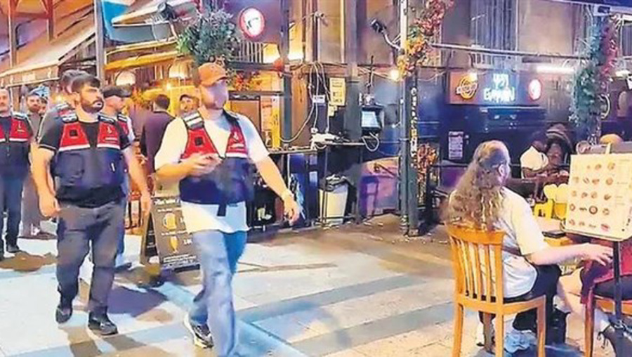 LGBT derneklerine yabancı büyükelçilikler para aktarmış