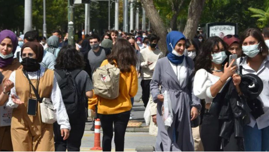 Her 7 gençten 2’si yoksul!