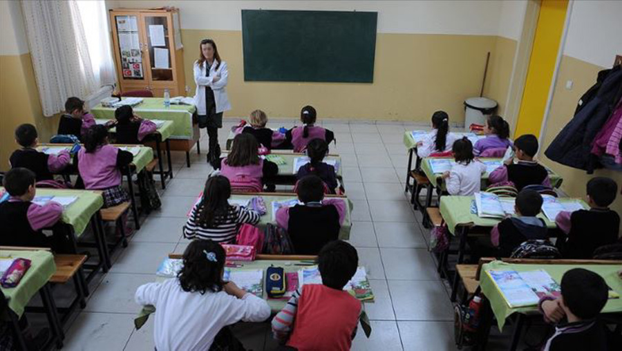 Ücretli öğretmenler ayda sadece 30 bin TL kazanabilmek sıraya girdi