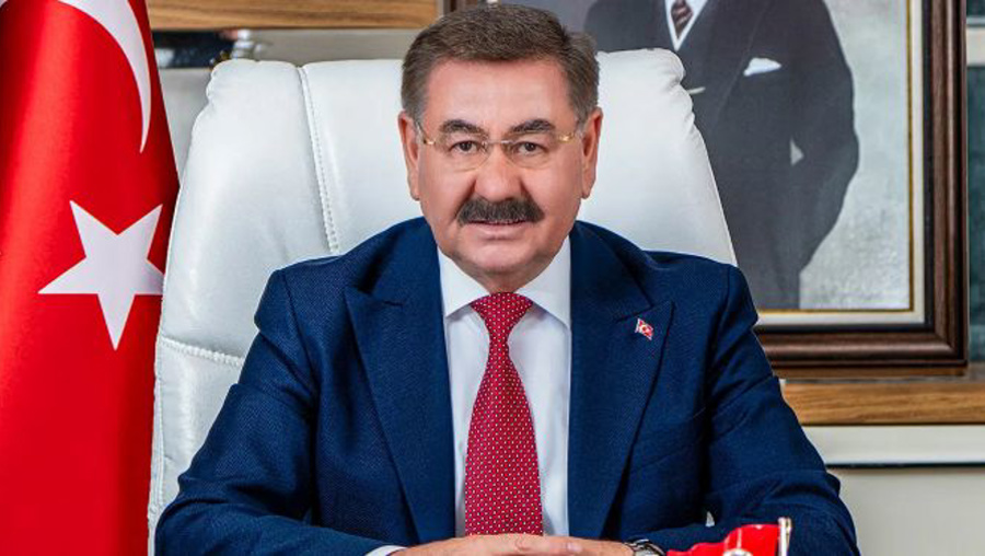 Gölbaşı Belediye Başkanı yeğenini özel kalem müdürü yaptı